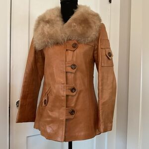 Vintage soft leather coat with sheep shearling collar